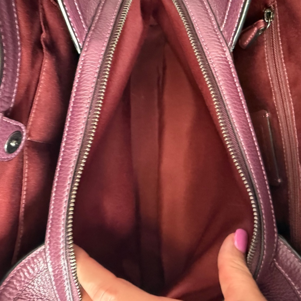Coach Plum Pebbled Leather Shoulder Bag Hobo Crossbody Zip Pocket - Picture 5 of 8